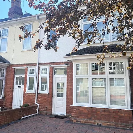 Сasa de vacaciones Comfortable Escape Near Gloucester Road *